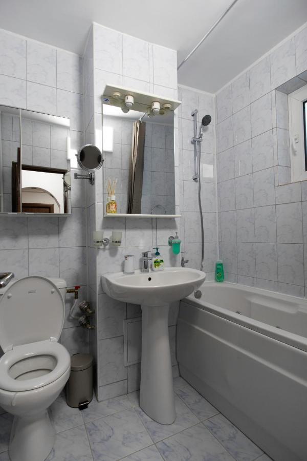 White Glamour Бузэу Экстерьер фото